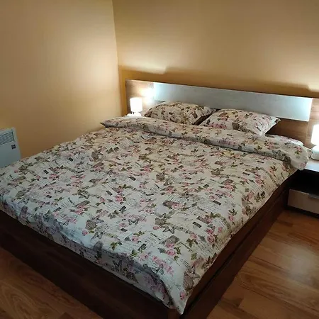 Evrika 2 ап 18 Apartment